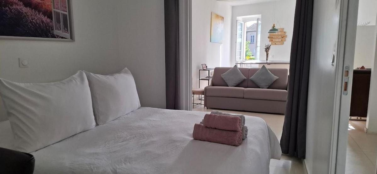 Suite Moulin De La Calade! Vue Tour Hexagonale, Coeur Du Var! 르 뤽 외부 사진